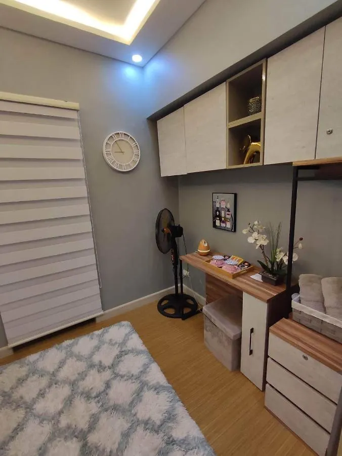מלון דירות טאגיג Maicozy Condo הפיליפינים